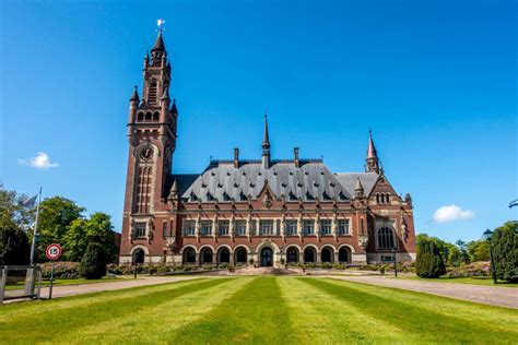 21 Fun Things to do in The Hague - Travel Addicts