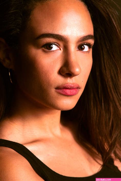 Aurora Perrineau Nude Sex Leaks