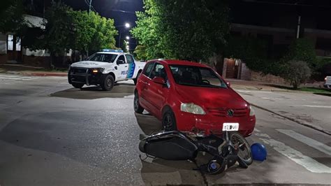 Choque Entre Un Auto Y Una Moto En Gral Paz Y Lamadrid La Razon De