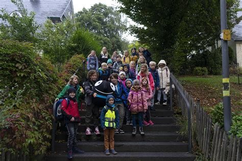 Wuppertaler Grundschule Mit Fußbus statt Elterntaxi