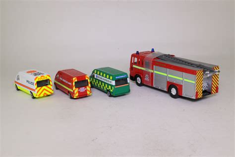 Corgi Classics 60026; Emergency Services Set; Fire Engine & 3x Vans 123621