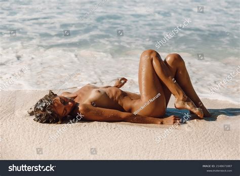 Naked Woman Posing Tropical Ocean Beach Stock Photo 2148671887 Shutterstock