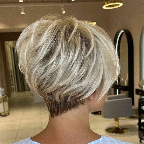 28 Alluring Pixie Bob Haircuts For An Edgy Style Messy Short Hair