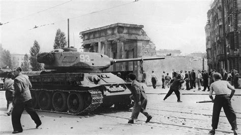 Aufstand Des Juni Panzer Gegen Parolen In Der Ddr Ndr De