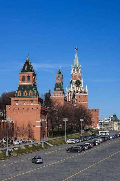 Premium Photo | Moscow kremlin and red square