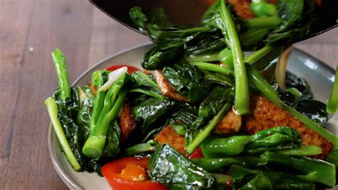 Easy Gai Lan Chinese Broccoli With Tofu Stir Fry Woonheng