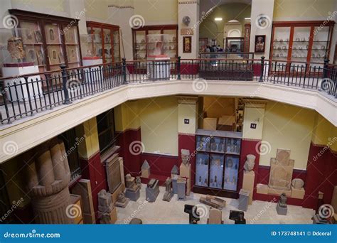 People in Museum of Egyptian Antiquities in Cairo Editorial Photo ...