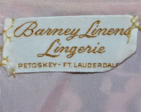 Vtg Barney Linens Lingerie Nightgown Nightie Robe She Gem