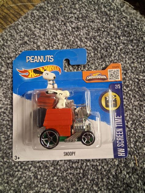 Hot Wheels Snoopy Peanuts Hw Screen Time Short Card New Sealed In Card Red Etsy