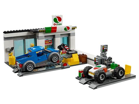Lego 60132 Service Station Official Images - Minifigure Price Guide