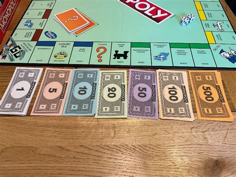 How Much Money Comes In A Monopoly Game? - Monopoly Land