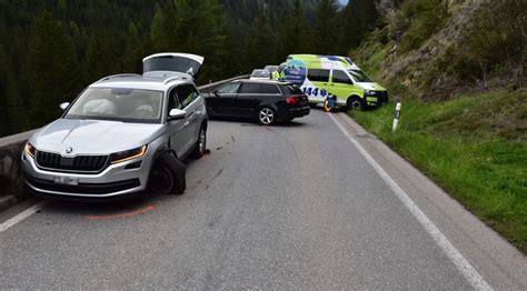 Berg N Gr Mittelschwer Verletzter Lenker Nach Unfall Im Spital