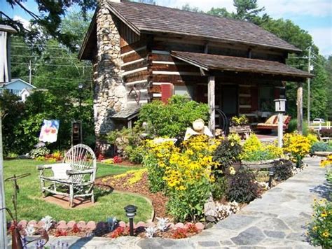 Log Cabin Landscaping Ideas | eurodita.com