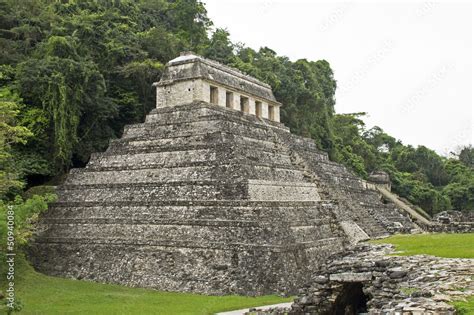 Ancient Maya temple in Palenque Stock Photo | Adobe Stock