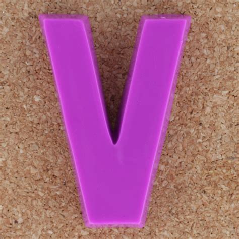 Magnetic letter V | Leo Reynolds | Flickr