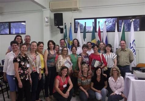 Equipe da Secretaria de Educação participa de capacitação sobre Plano