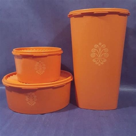 Tupperware Kitchen Vintage Tupperware Servalier Canister Set Of 3 W