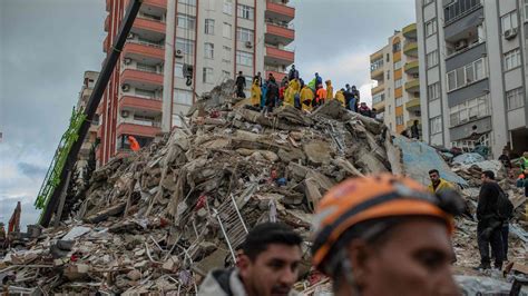 Terremoto En Turquía Y Siria Terremoto En Turquía Y Siria Más De 3700 Muertos Y Unos 14000