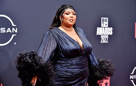 La Cantante Lizzo Se Defiende Ante Acusasiones Y Demanda Por Acoso