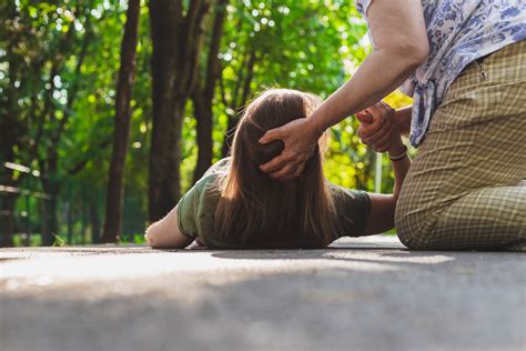 Çocuklarda Epilepsi Belirtileri Nelerdir