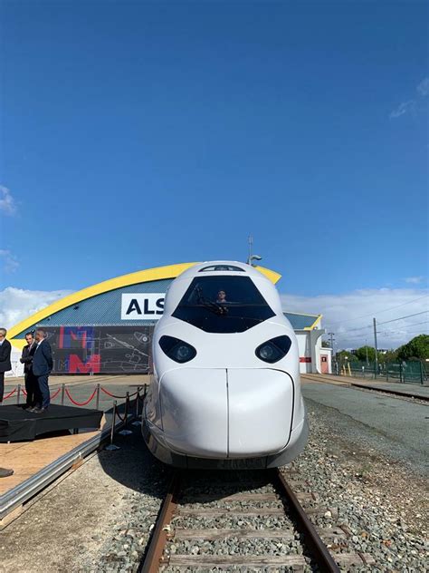 TGV M Frances New Trains Are Greener And Faster