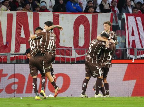 El golazo de volea de Guido Mainero que puso arriba a Platense contra