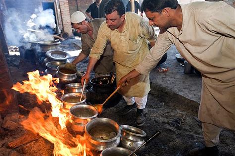 Celebrating Kashmiri food - KashmirConnected