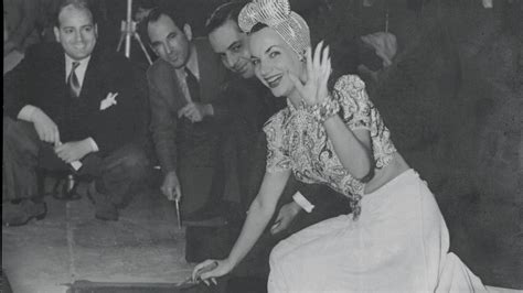 Apelido De Carmen Miranda - O legado de Carmen Miranda: 70 anos da mulher latina que abriu as ...