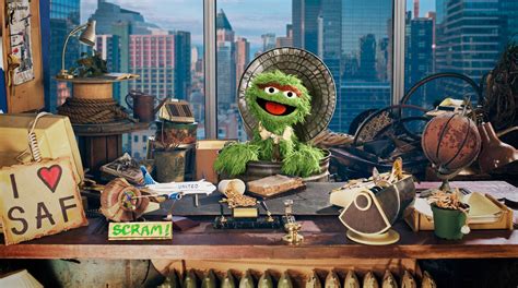 United Airlines Appoints Oscar the Grouch Chief Trash Officer ...