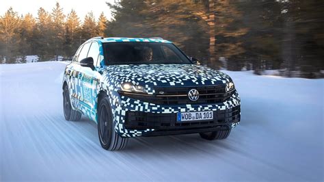 Volkswagen Touareg The Restyling Will Be Unveiled In The Summer Of