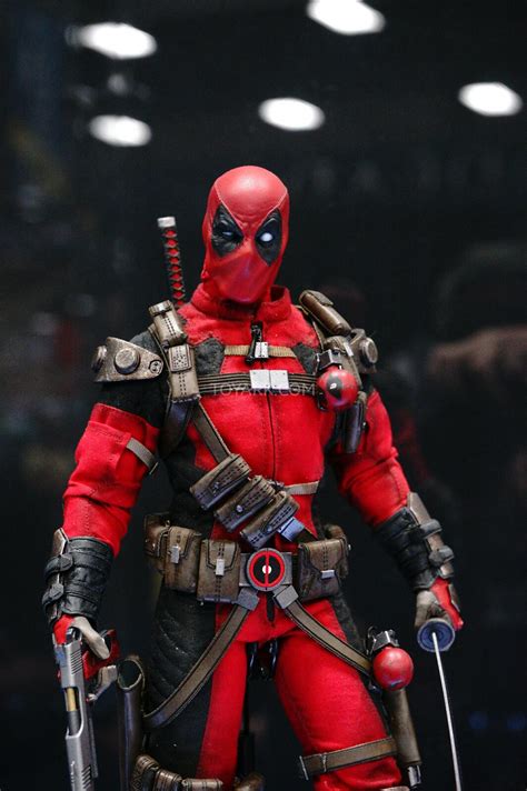 Sideshow Marvel Sixth Scale Figures Display From Sdcc 2014 The Toyark