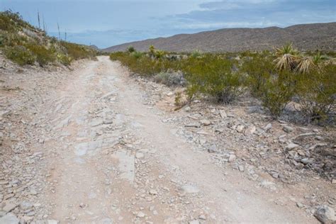 How To Hike The Ernst Tinaja Trail In Big Bend National Park Earth