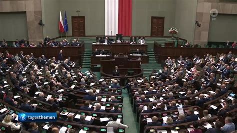 Polens Parlament Beschlie T Aufl Sung Von Disziplinarkammer Am Obersten