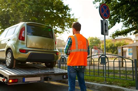 Evacuaci N De Coches Debido A Un Estacionamiento Inadecuado En La