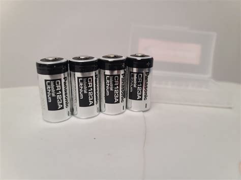 Panasonic 4 Batteries Cr123a 09 33 1550mah 3v Lithium Limno2 Button Top Usa Ebay