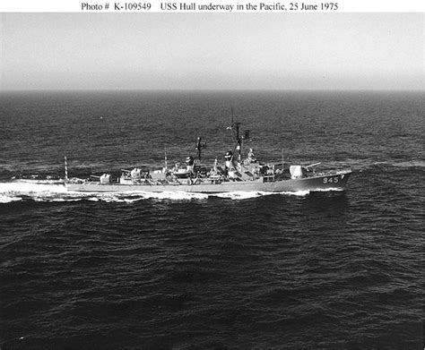 Destroyer Photo Index Dd 945 Uss Hull