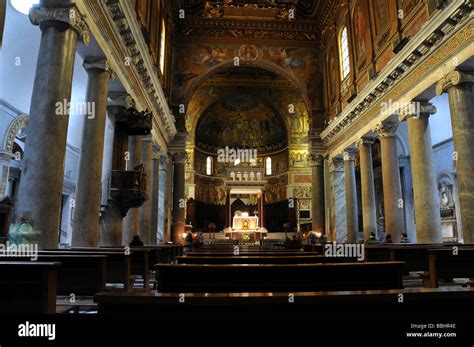 Santa Maria In Trastevere Internal Hi Res Stock Photography And Images