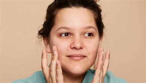 10 Effective Home Remedies To Reduce Swelling On Face