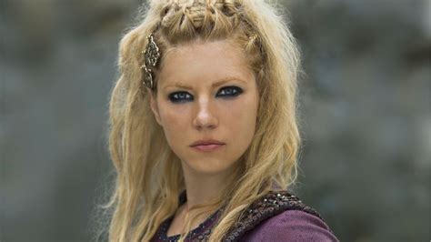 Respira Hondo Antes De Ver C Mo Luce La Bella Lagertha De Vikingos Hoy