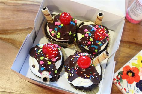 Cake Shop on Behance