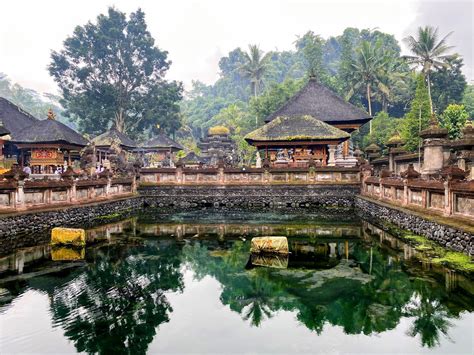 Sources Sacr Es De Tirta Empul