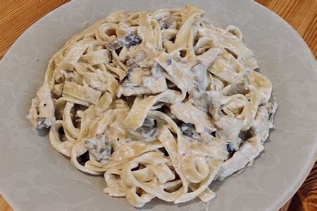 Паста альфредо с грибами и курицей – рецепт с фото