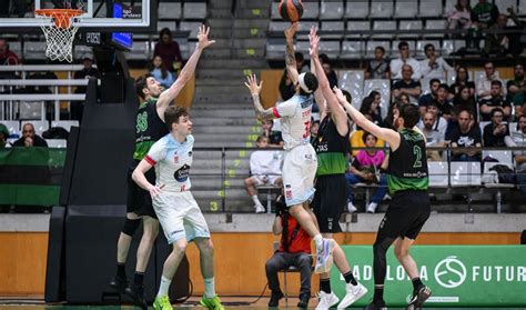 El Obradoiro Despide La Temporada Ante El Carplus Fuenlabrada El