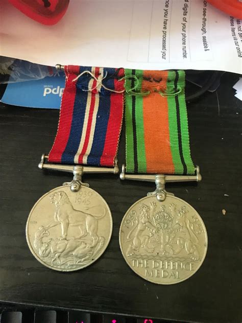 Original Ww2 Defence Medal And War 1939 1945 Medals King George Vi With