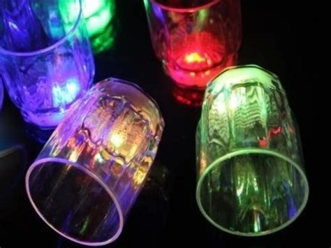 Led Blinkt Leuchtende Tasse Wasser Fl Ssigkeit Aktiviert Licht