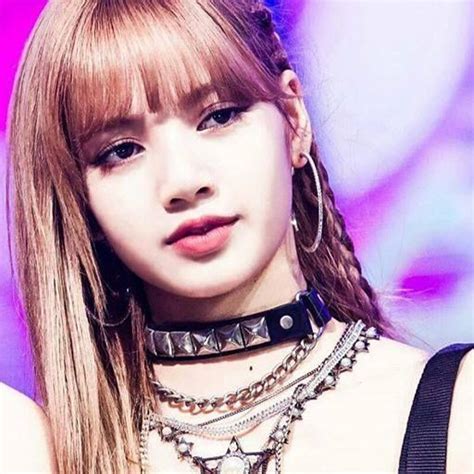 Pin by ᗰᑌᒪTIᖴᗩᑎᗪOᗰ on Blackpink Lisa Disney princess Lalisa