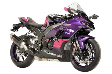 Foto Kawasaki Rilis Ninja ZX 10RR Dengan Livery Spesial Edisi Ulang Tahun