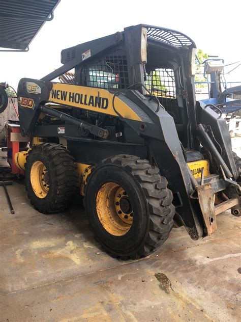 New Holland L190 Skid Steer Diesel Starts And Drives Moves Forward