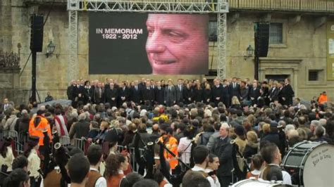 Un Multitudinario Funeral Despide En Santiago A Una Persona De Bien