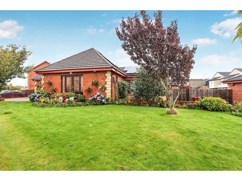 3 Bedroom Bungalow For Sale Raploch Street Larkhall Lanarkshire